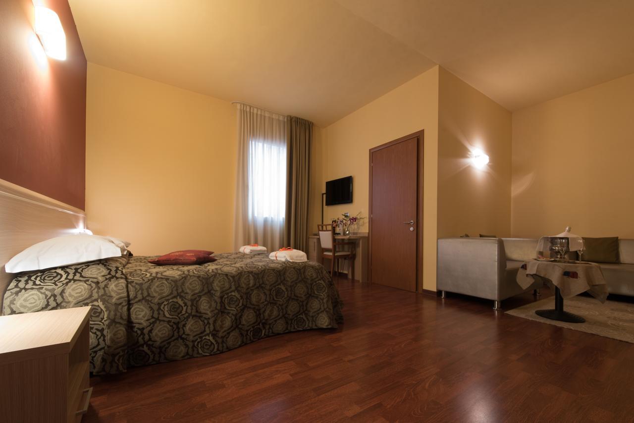Formula Int. & Puravita Hotel Rosolina